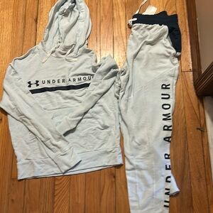 Girls Under Armour set size XS